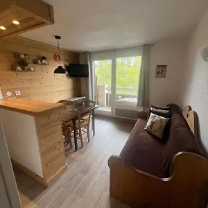 Appartement Pied Des Pistes-alpe D'huez-les Bergers-1 Chambre-5 Personnes, Alpe dʼHuez